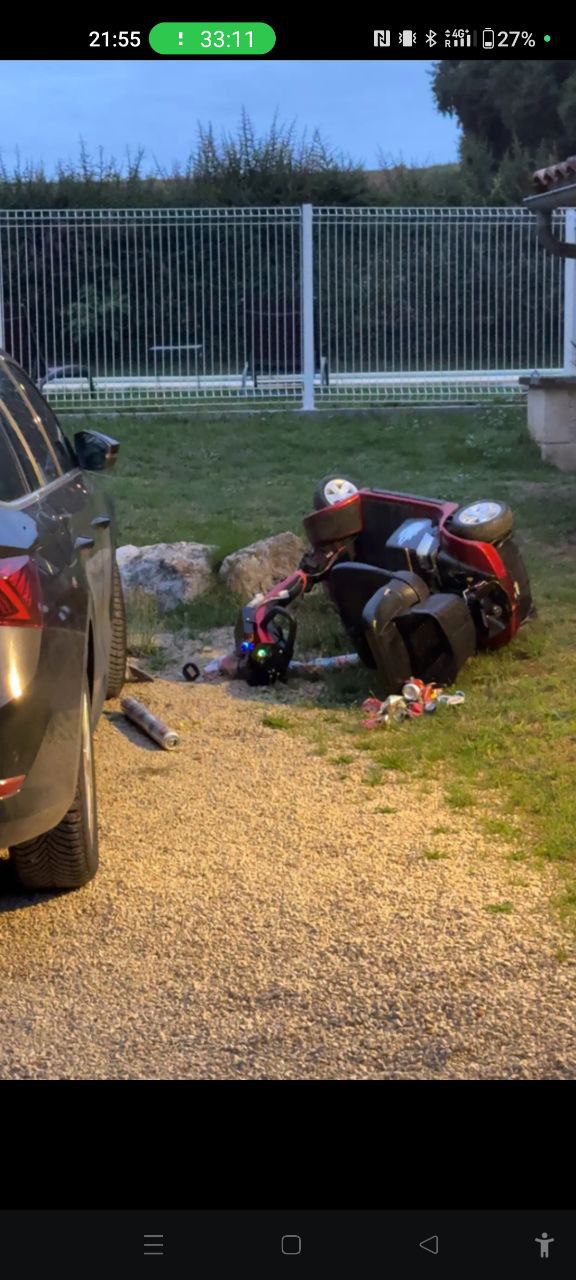 De scootmobiel na het incident